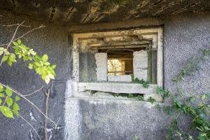 Ligne Maginot - B559 - LA BELLE HOTESSE - (Blockhaus pour canon) - Le créneau est partiellement obturé