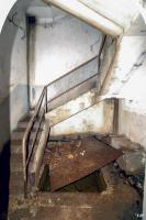Ligne Maginot - BERSILLIES - (Ouvrage d'infanterie) - Bloc 2
En bas de l'escalier
