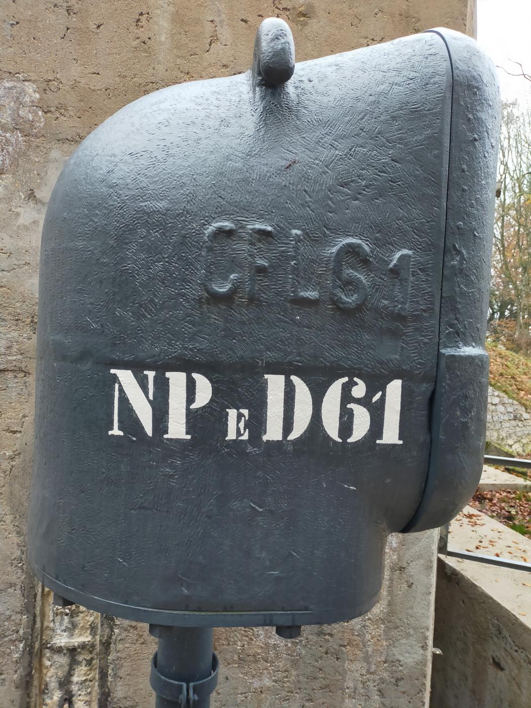 Ligne Maginot - HUBERBUSCH SUD - C59 - (Casemate d'infanterie) - Projecteur blindé. - Julien Boulanger