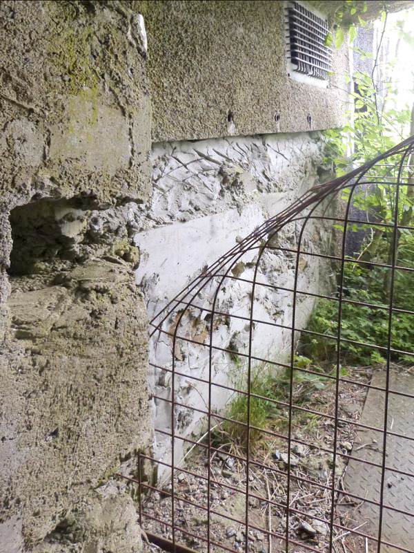 Ligne Maginot - A117 - PASSE D'ANOR - (Blockhaus pour canon) - Entrée matériel - JMBrams
