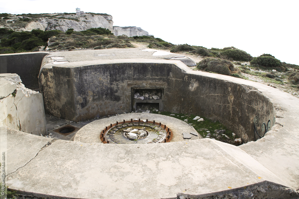 Ligne Maginot - BATTERIE DE LA BOCCA DI VALLE - (Position d'artillerie préparée) - Encuvement de 138 mm - Dominique PIPET