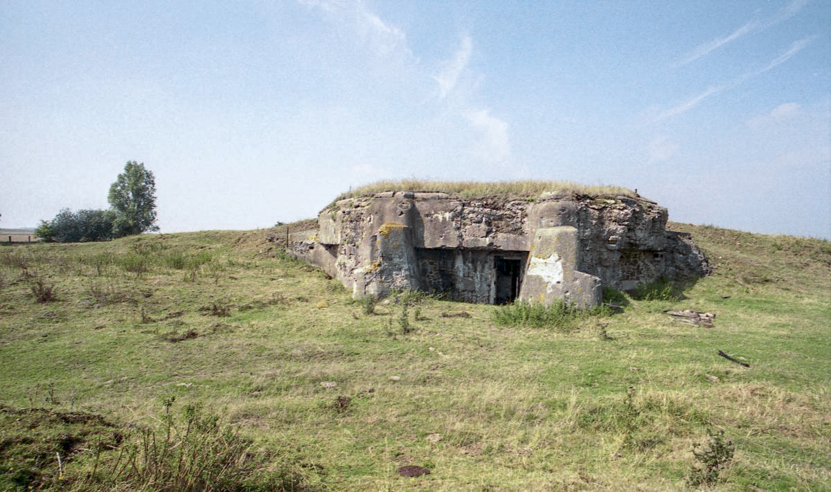 Ligne Maginot - CREVECOEUR - (Casemate d'infanterie - double) -  - Valentin Hemmert