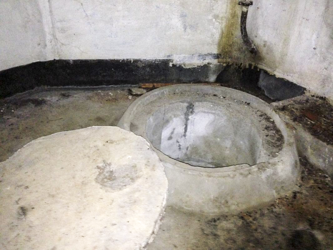 Ligne Maginot - CREVECOEUR - (Casemate d'infanterie - double) - Le puits - d.sprimont