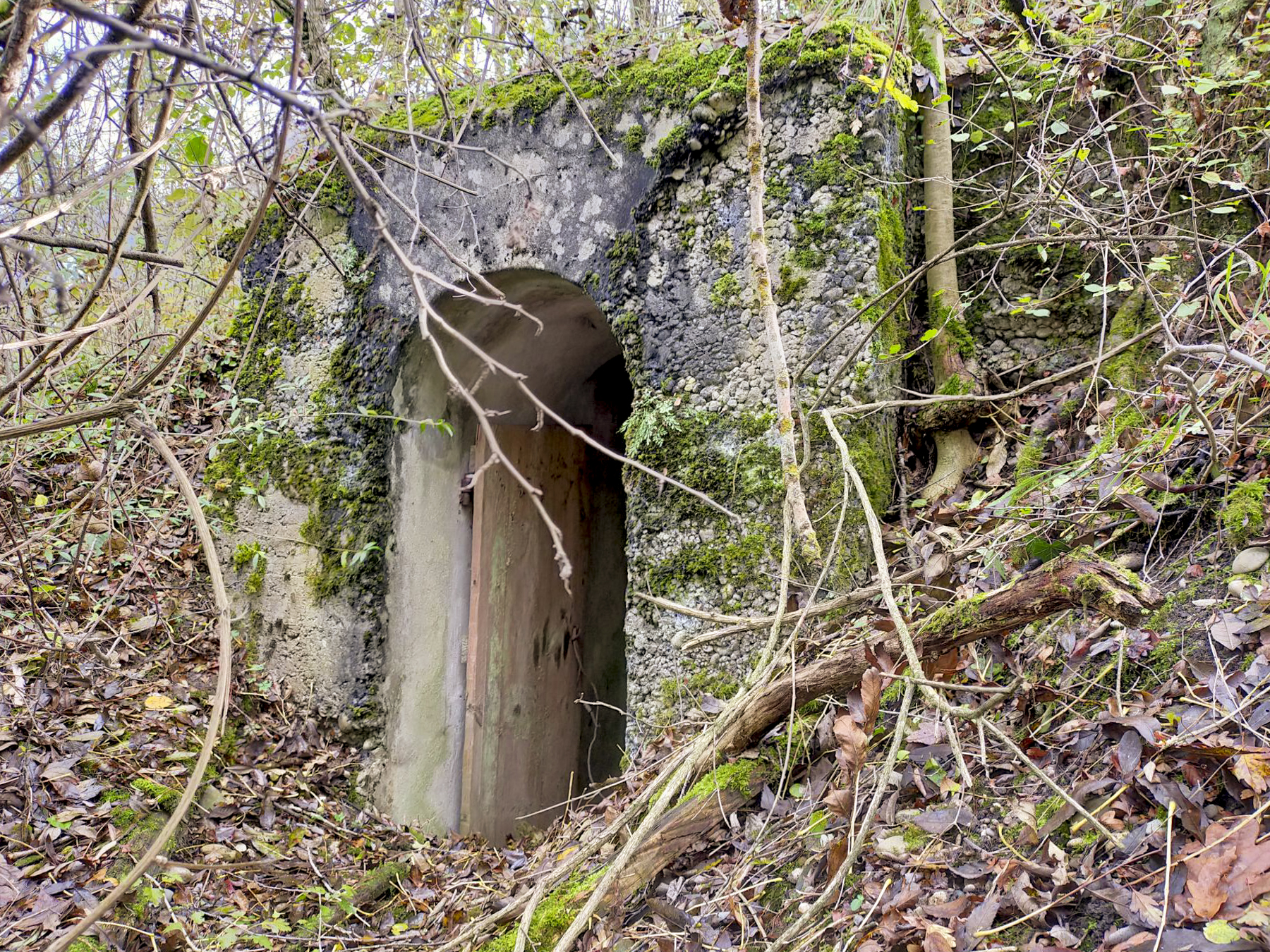 Ligne Maginot - ECLUSE D'HIRTZFELDEN NORD - (Blockhaus pour arme infanterie) - Entrée nord. - Julien Boulanger