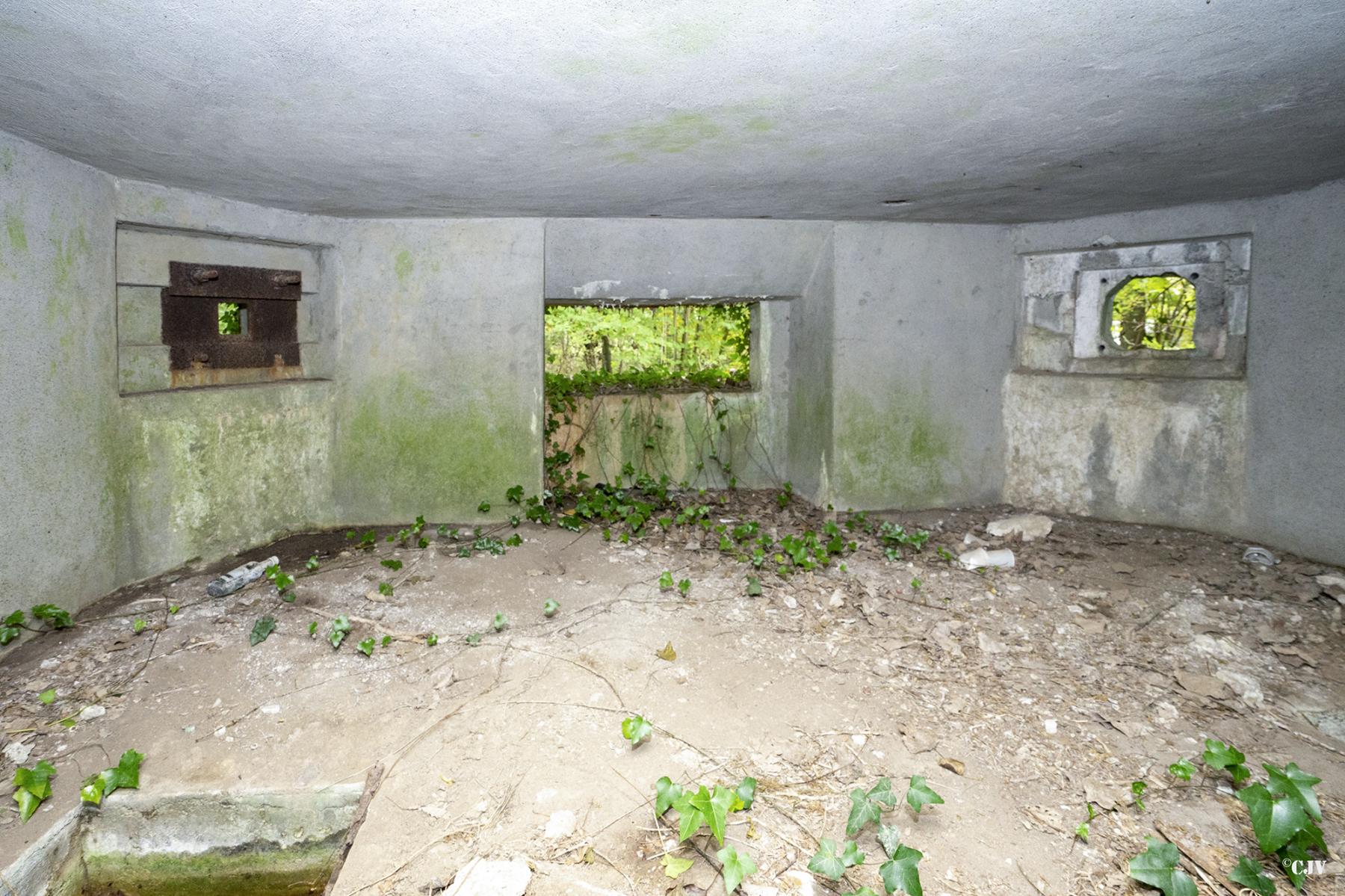Ligne Maginot - B530 - QUELIPONT EST - (Blockhaus pour canon) - L'intérieur - Lia VERMEULEN