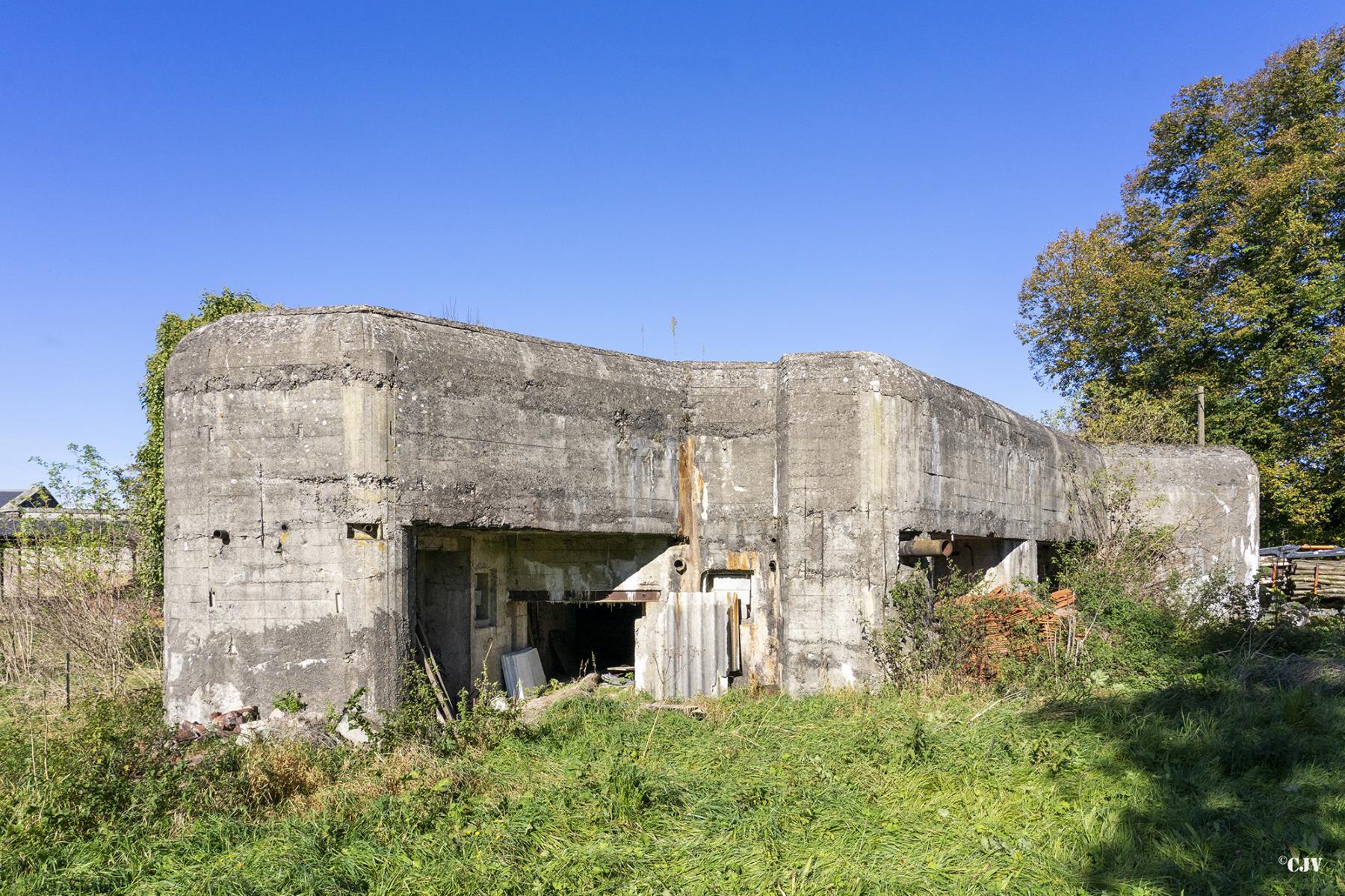 Ligne Maginot - CEZF-6 - FERME DES TILLEULS - (Blockhaus pour canon) - Les entrées - Lia VERMEULEN