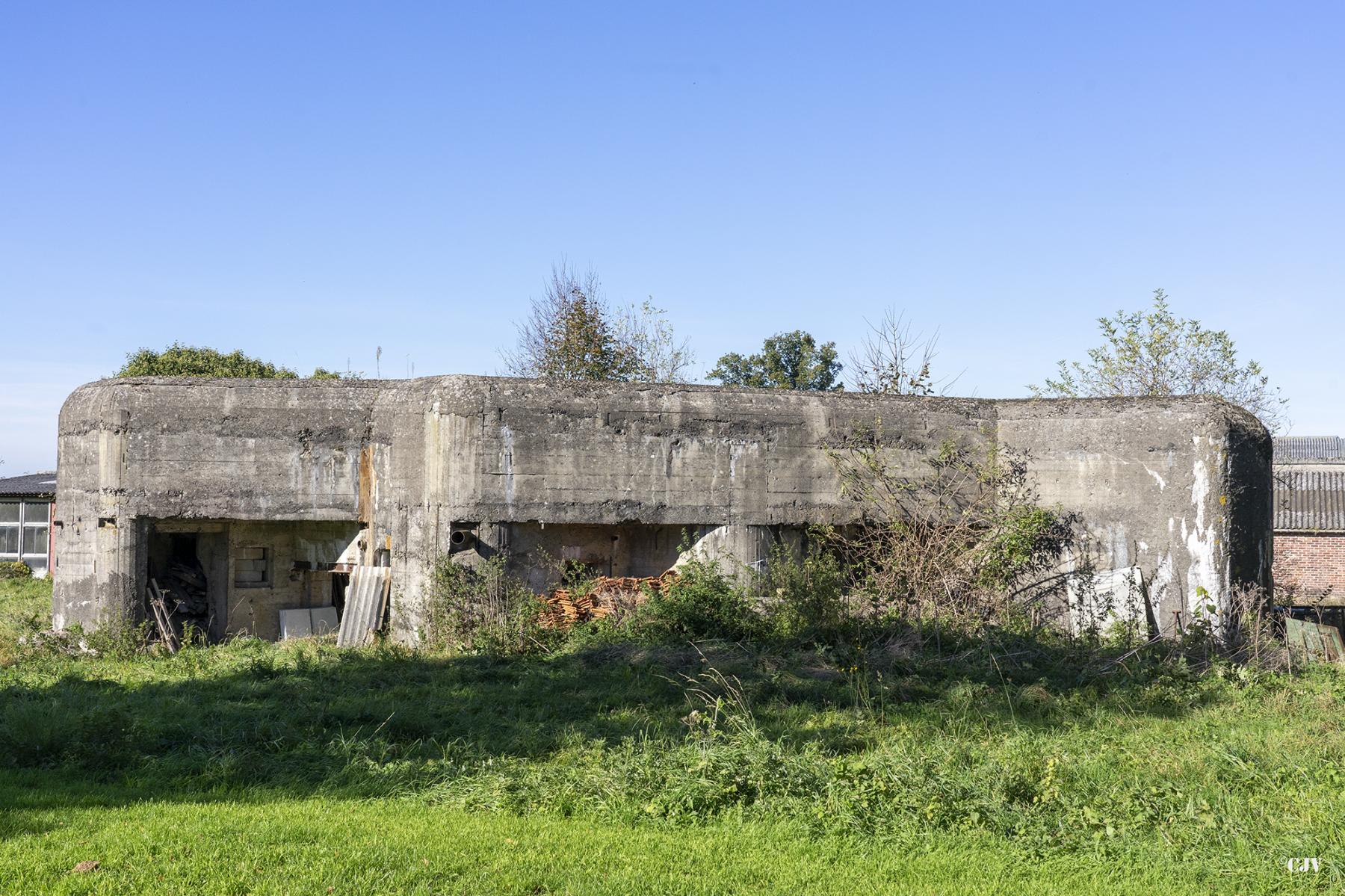 Ligne Maginot - CEZF-6 - FERME DES TILLEULS - (Blockhaus pour canon) -  - Lia VERMEULEN