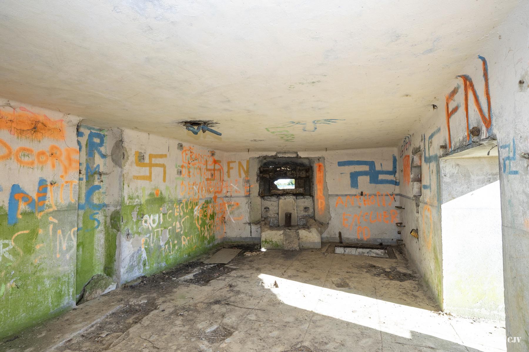 Ligne Maginot - B535 - BOIS-CRETE - (Blockhaus pour canon) - L'intérieur - Lia VERMEULEN