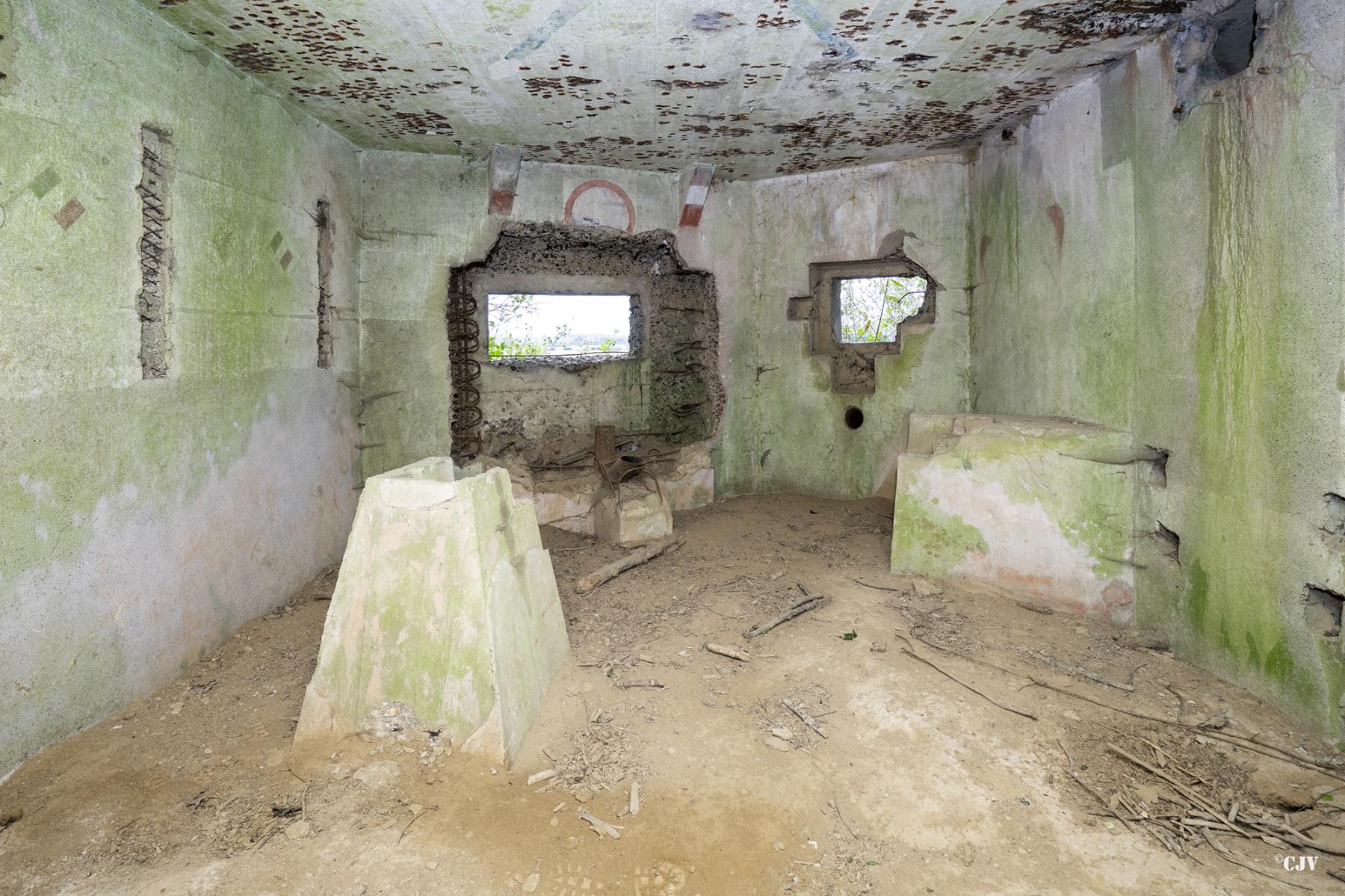 Ligne Maginot - B550 - LA BOETE - (Blockhaus pour canon) - L'intérieur côté Est - Lia VERMEULEN