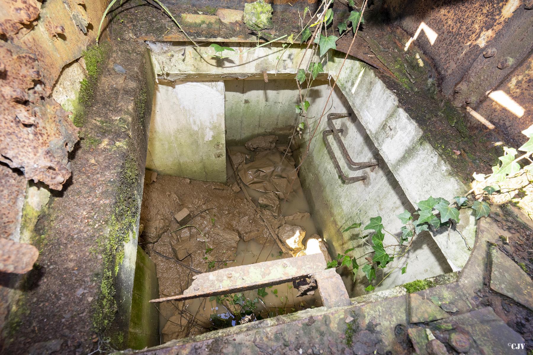 Ligne Maginot - B558 - BUVIGNIES - (Observatoire d'artillerie) - L'intérieur - Lia VERMEULEN