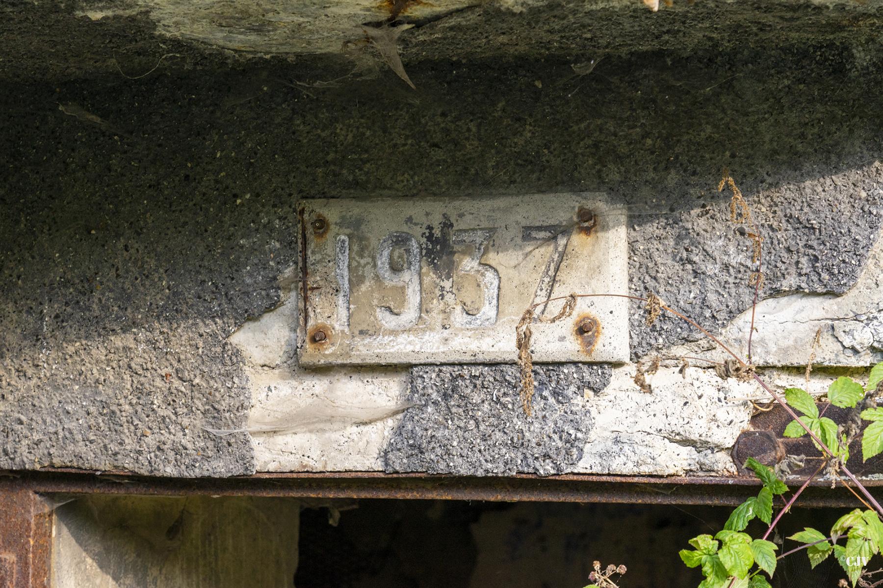 Ligne Maginot - B559 - LA BELLE HOTESSE - (Blockhaus pour canon) - L'année de construction - Lia VERMEULEN