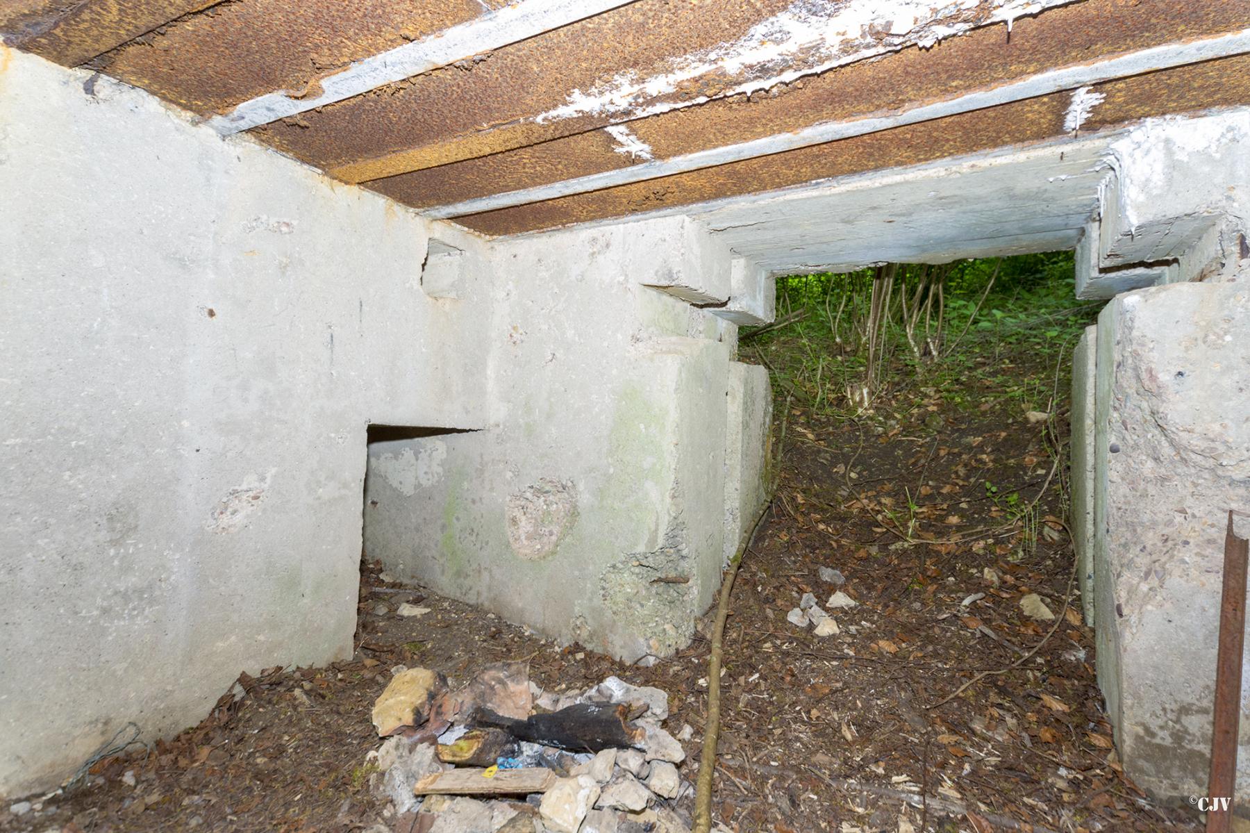 Ligne Maginot - ROUY 2 - (Blockhaus pour canon) - L'entrée pour le canon - Lia VERMEULEN