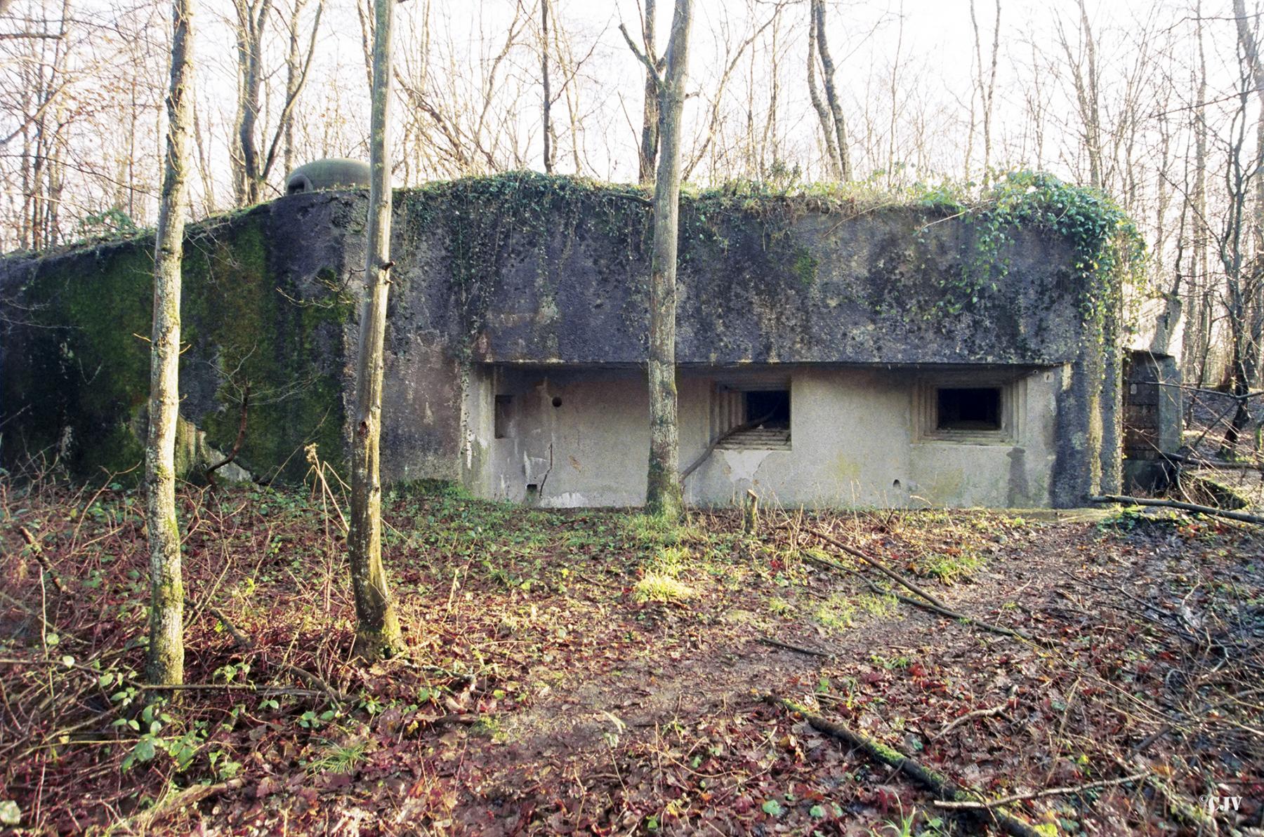 Ligne Maginot - C23 - VIVIER NUTHIAU OUEST - (Casemate d'infanterie) -  - Lia VERMEULEN