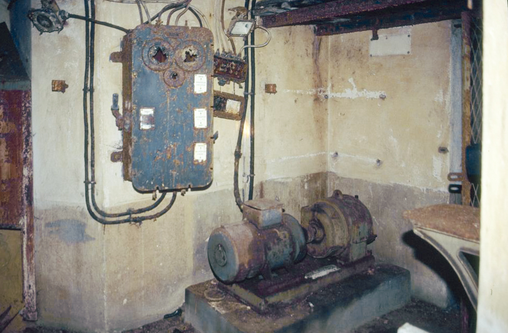 Ligne Maginot - COUME ANNEXE NORD - A30 - (Ouvrage d'infanterie) - Usine électrique - ammagsdr