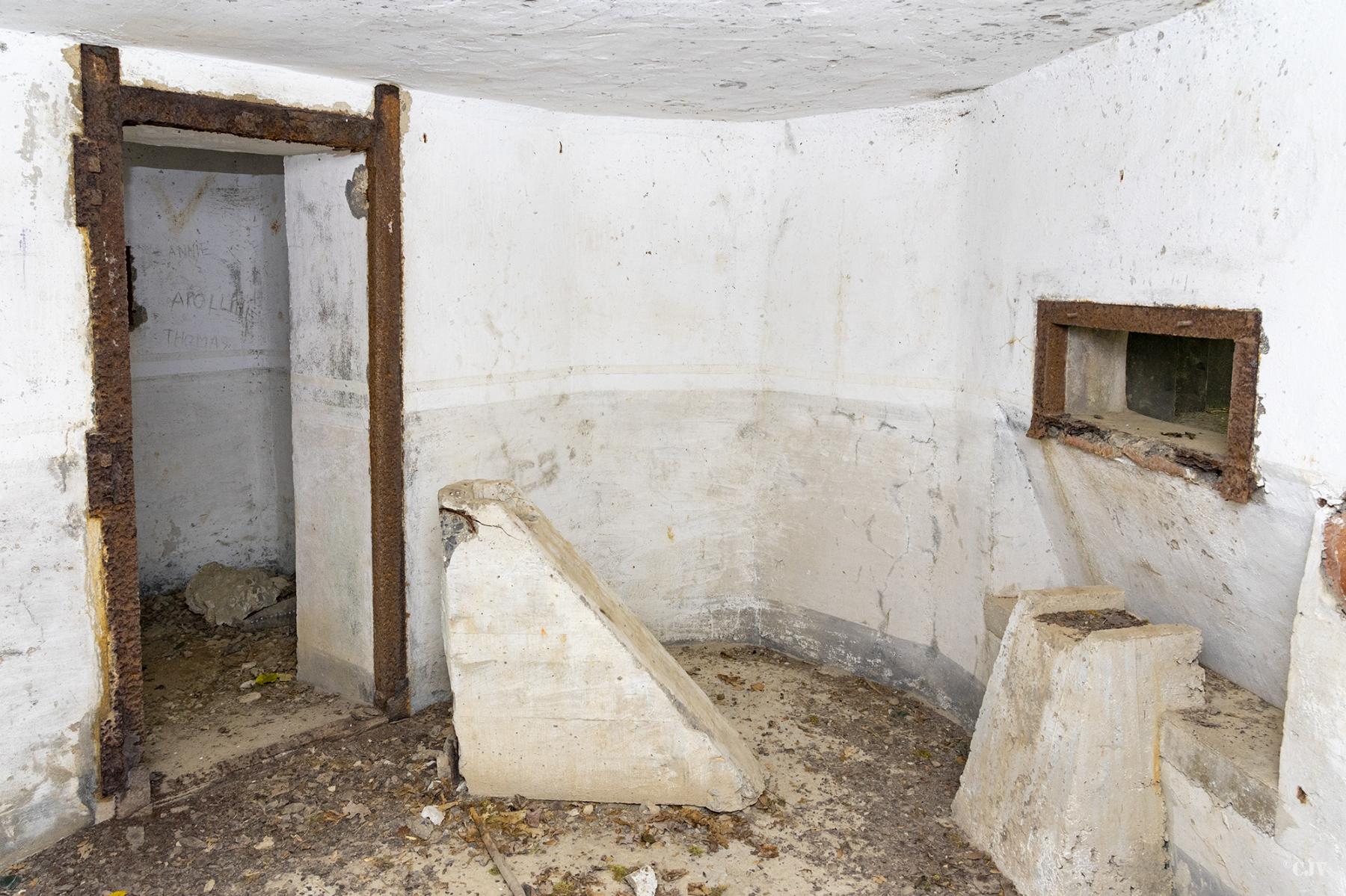 Ligne Maginot - B593 - BOIS DES LANIERES 5 - (Blockhaus pour canon) -  - Lia VERMEULEN