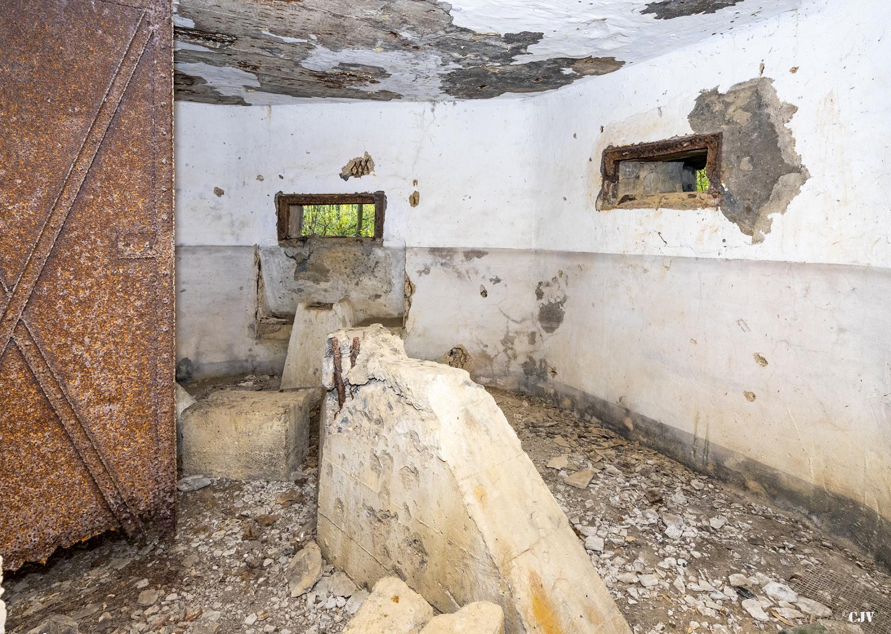 Ligne Maginot - B599 - BOIS DES ECOLIERS OUEST - (Blockhaus pour canon) -  - Lia VERMEULEN