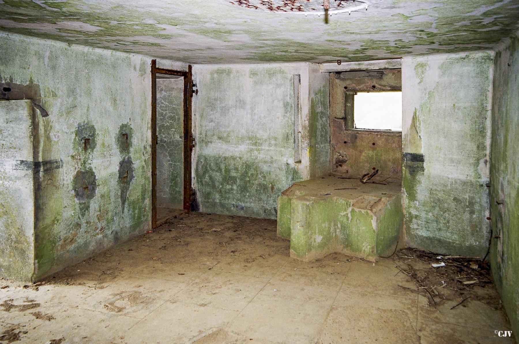 Ligne Maginot - B604 - LE PAVILLON OUEST - (Blockhaus pour canon) -  - Caspar VERMEULEN
