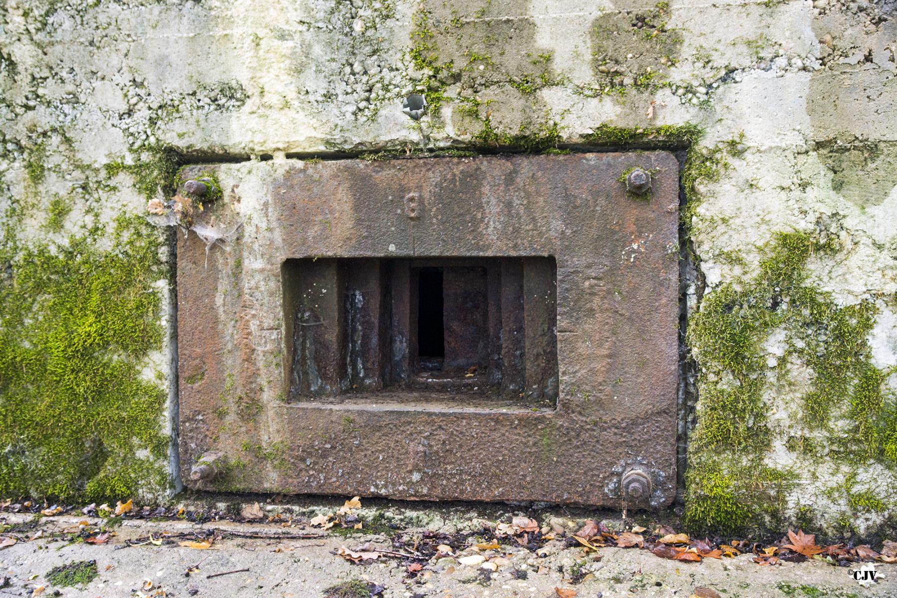 Ligne Maginot - BB351 - HUBERBUSCH 2 - (Blockhaus pour arme infanterie) - Trémie Condé - Lia VERMEULEN