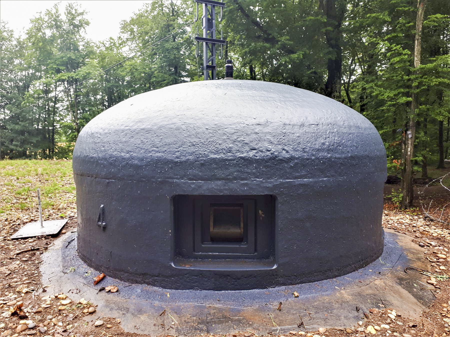 Ligne Maginot - HUBERBUSCH SUD - C59 - (Casemate d'infanterie) - Cloche GFM Nord avec bloc épiscope et périscope en place - Gregory Fuchs