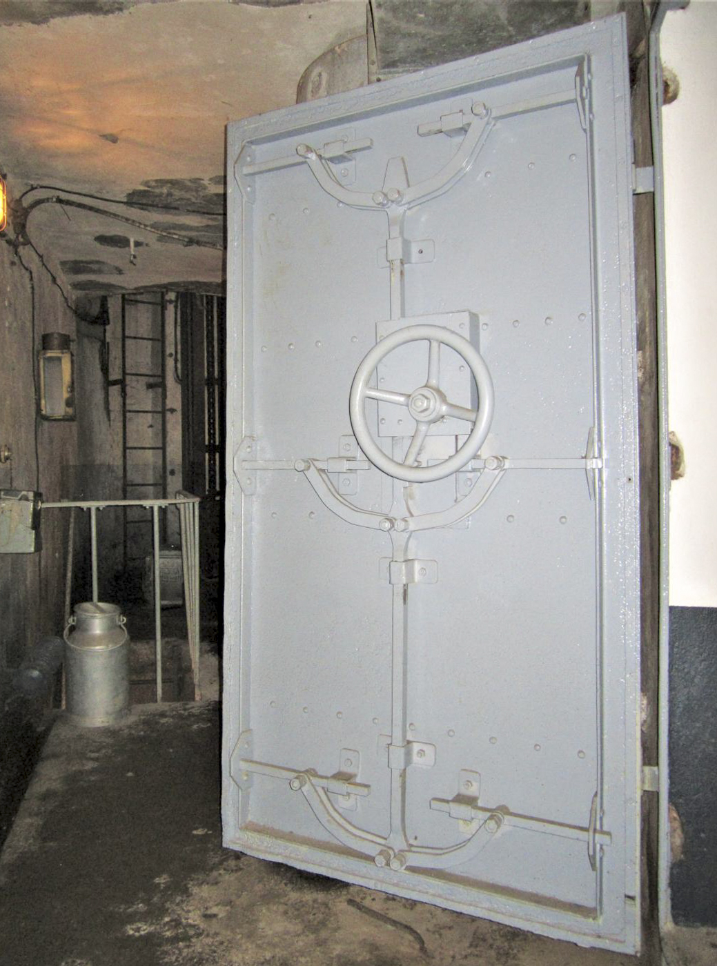 Ligne Maginot - HUBERBUSCH SUD - C59 - (Casemate d'infanterie) - Porte étanche de la chambre de tir - Gregory Fuchs