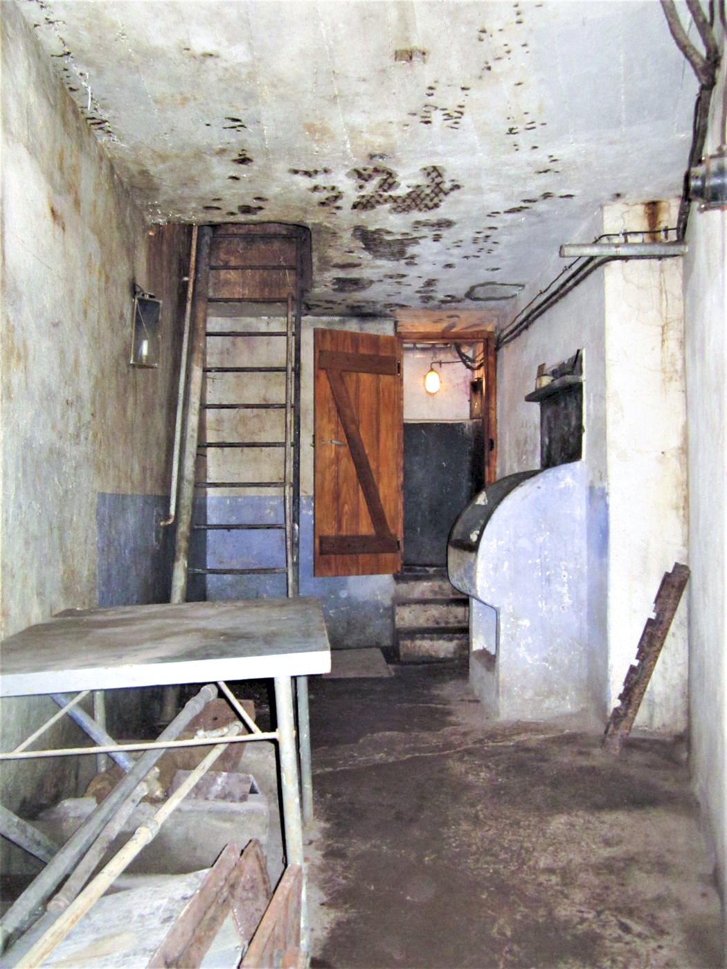 Ligne Maginot - HUBERBUSCH SUD - C59 - (Casemate d'infanterie) - L'étage inférieur en 2021 - Gregory Fuchs