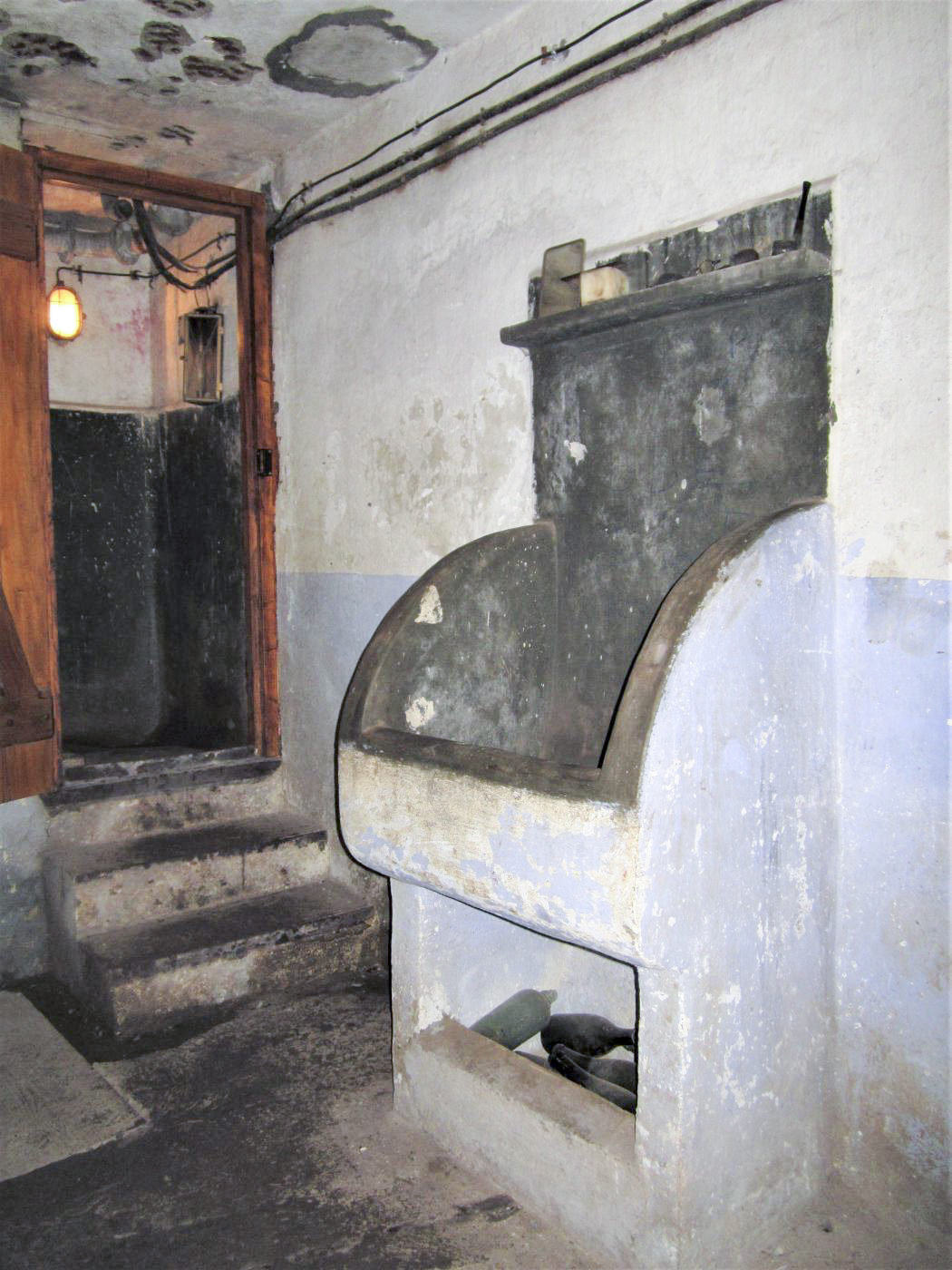 Ligne Maginot - HUBERBUSCH SUD - C59 - (Casemate d'infanterie) - Le lavabo et les latrines - Gregory Fuchs