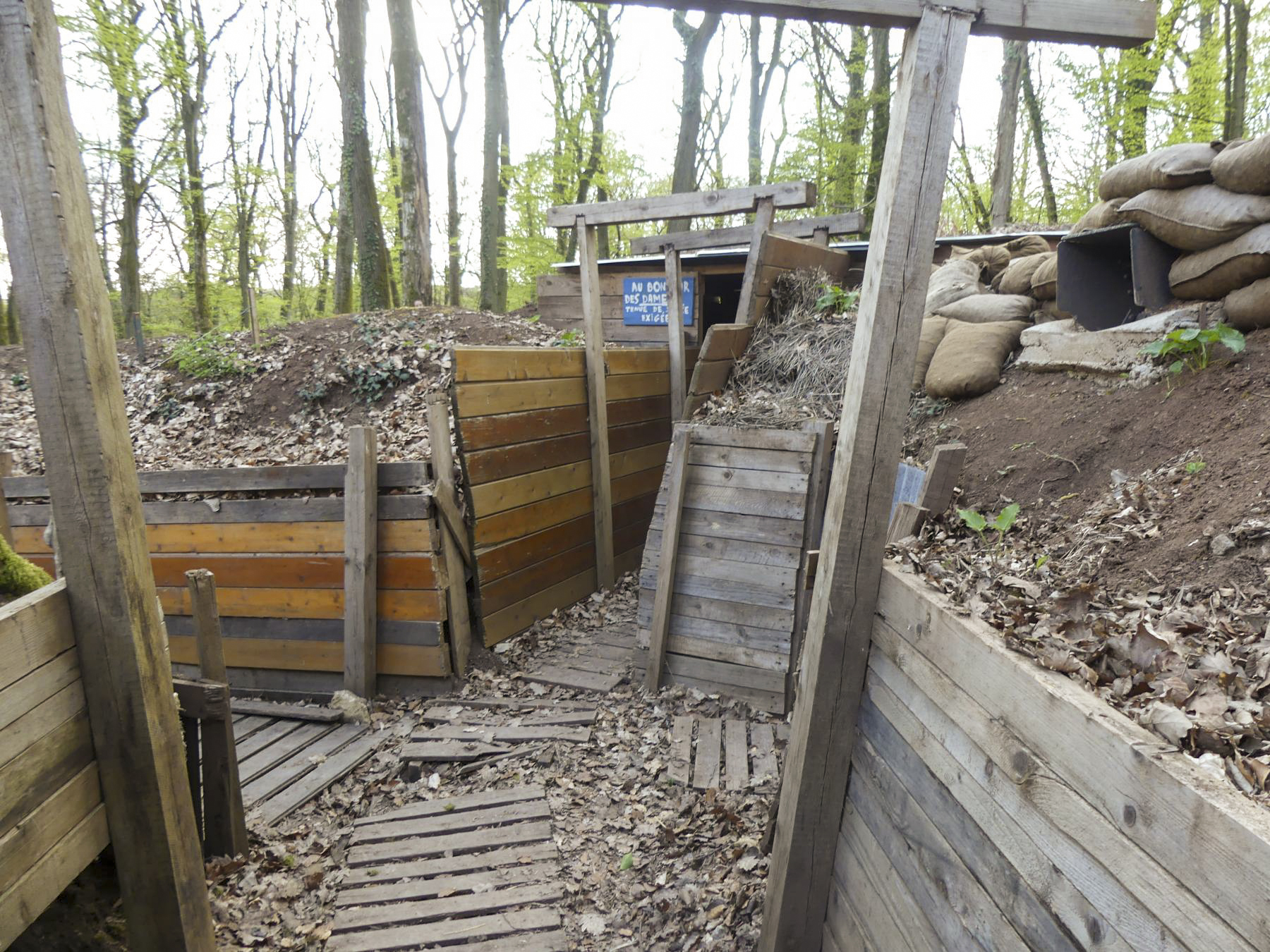 Ligne Maginot - HUBERBUSCH SUD - C59 - (Casemate d'infanterie) - Tranchées reconstituées par l'association ASCH - 164maginot