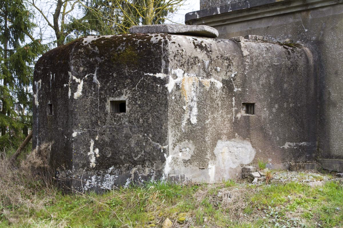 Ligne Maginot - ROUSSY LE VILLAGE (Poste avancé GRM) - (Poste GRM - Maison Forte) - Le blockhaus FM - Michel Teiten