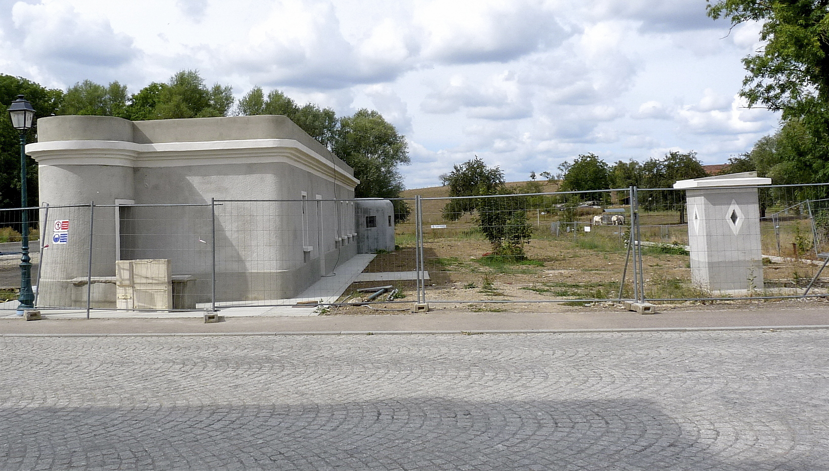 Ligne Maginot - ROUSSY LE VILLAGE (Poste avancé GRM) - (Poste GRM - Maison Forte) - En cours de restauration...août 2020 - Sylvie Laure LAMBERT