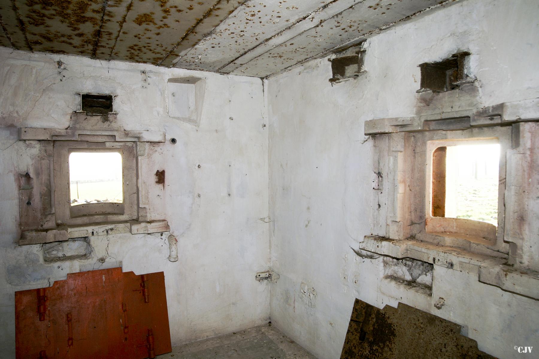 Ligne Maginot - C27 - PORQUERIE EST - (Casemate d'infanterie) -  - Lia VERMEULEN