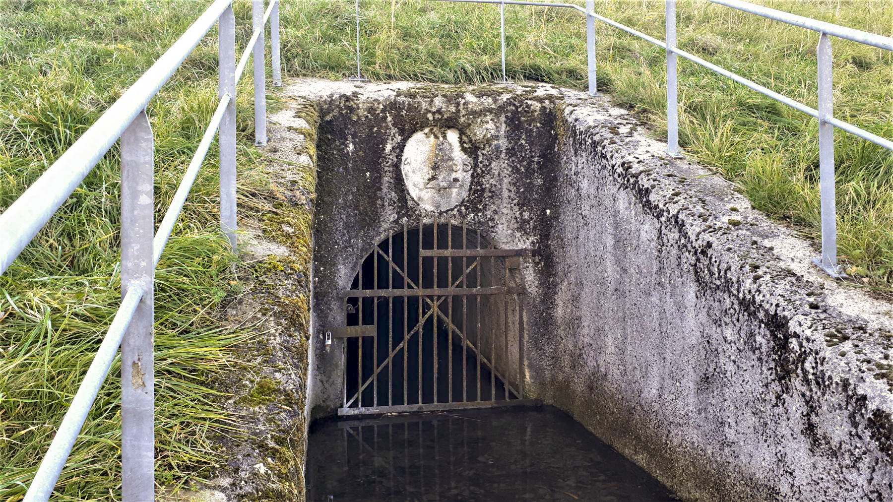 Ligne Maginot - RESERVOIR DE HOSTE-HAUT - (Inondation défensive) - Déversoir
On devine la date '1933' dans le cartouche - Gregory Fuchs