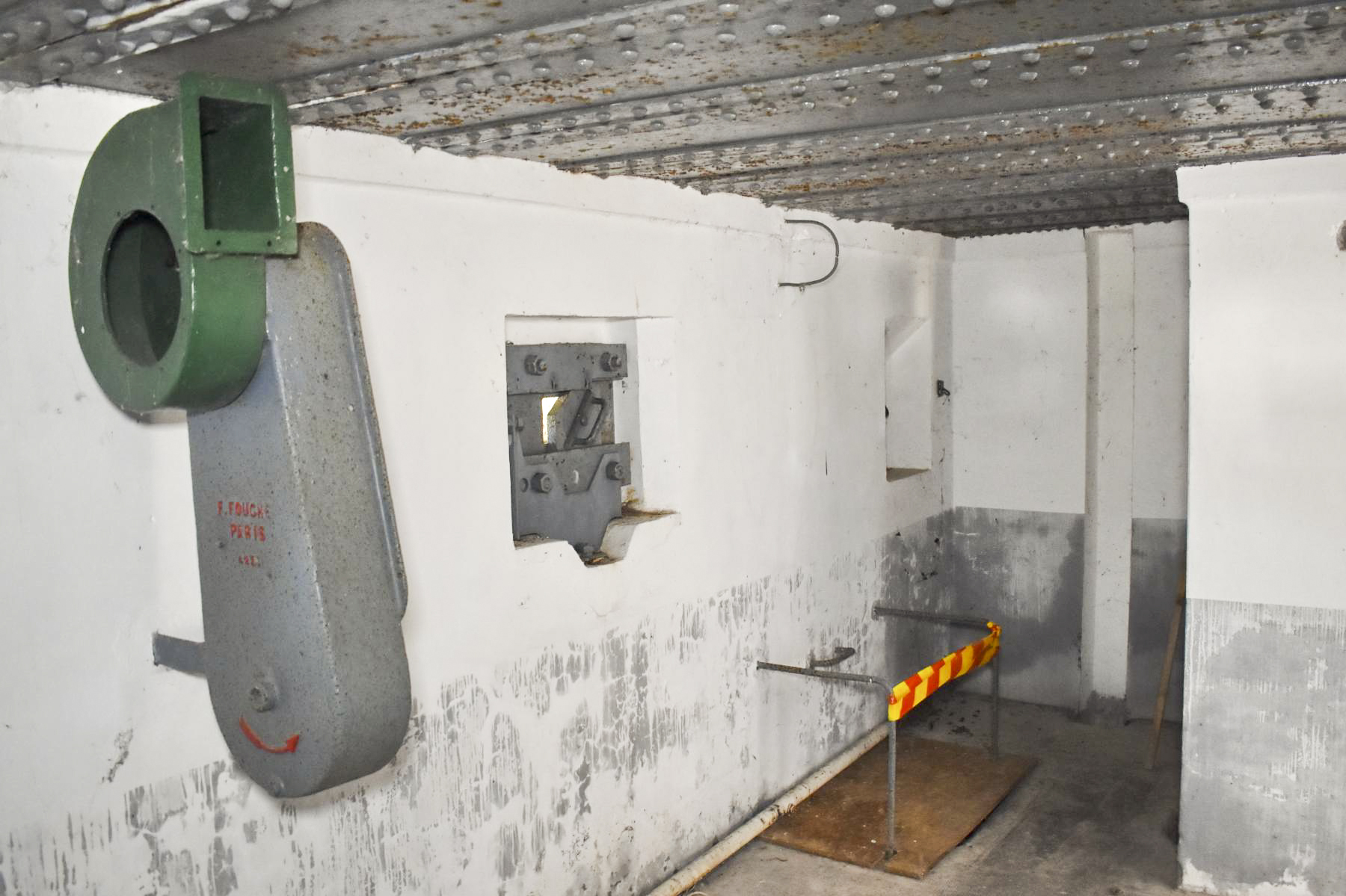 Ligne Maginot - R6B - HOSTE BAS - (Blockhaus pour arme infanterie) - Ventilateur V22M F.Fouché - Daniel Froehly