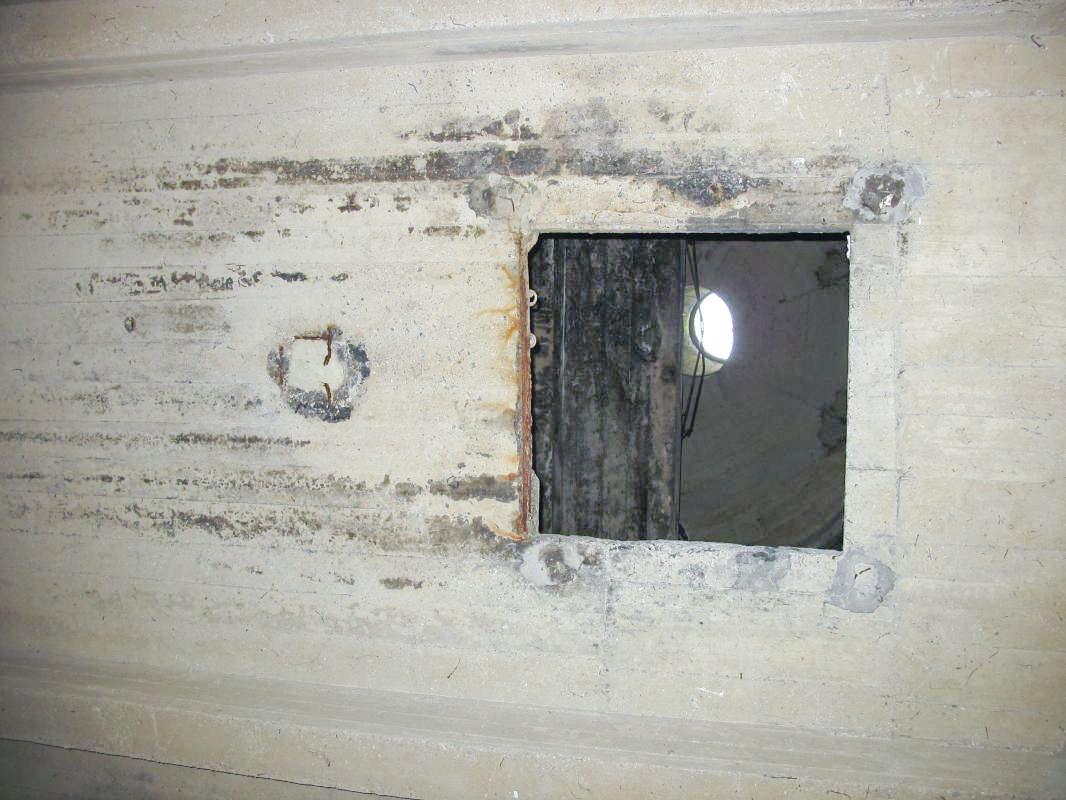 Ligne Maginot - RAUCOURT - (Camp de sureté) - Le château d'eau
Réservation pour une conduite jamais posée - MEURANT Sebastien