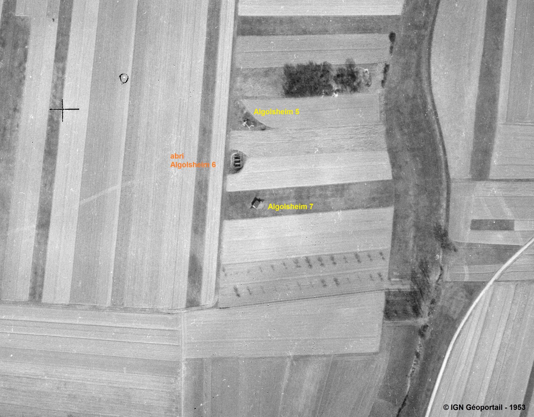 Ligne Maginot - ALGOLSHEIM 5 à 7 - (Blockhaus pour arme infanterie) - Vue arienne de 1953 des trois blocs Algolsheim 5 à 7 maintenant disparus - IGN - Géoportail 1953