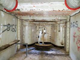 Ligne Maginot - GORDOLON (GN) - (Ouvrage d'artillerie) - Bloc 3
Chambres des 75mm (vides les 2)