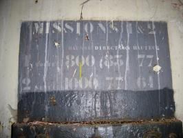 Ligne Maginot - GORDOLON (GN) - (Ouvrage d'artillerie) - Bloc 3 
Panneau indiquant les principales missions du jumelage de mitrailleuses du bloc 3 et les réglages correspondant de l'arme