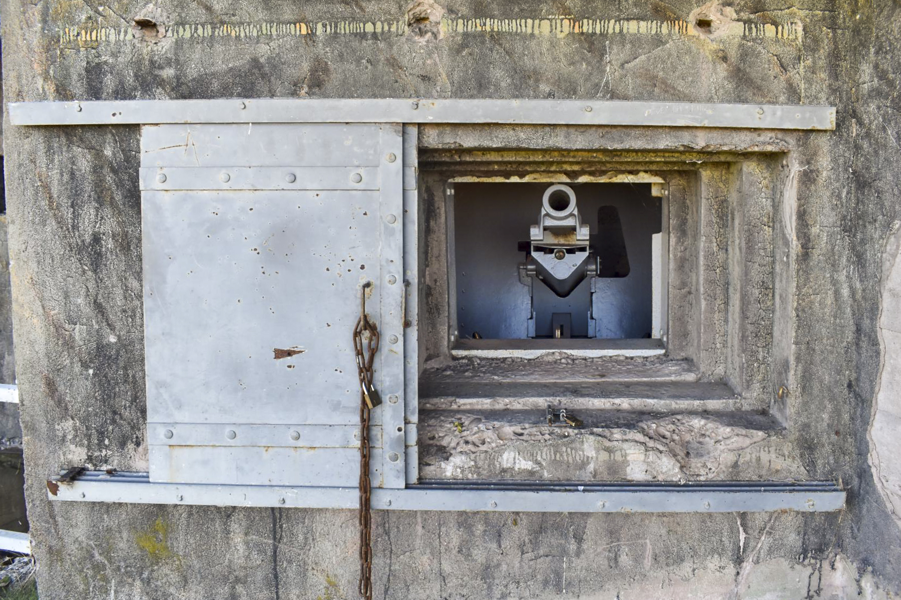 Ligne Maginot - AC1B - MC22 - LA COSTAUDE - (Casemate d'artillerie) - Le créneau du canon de 75 - Daniel Froehly