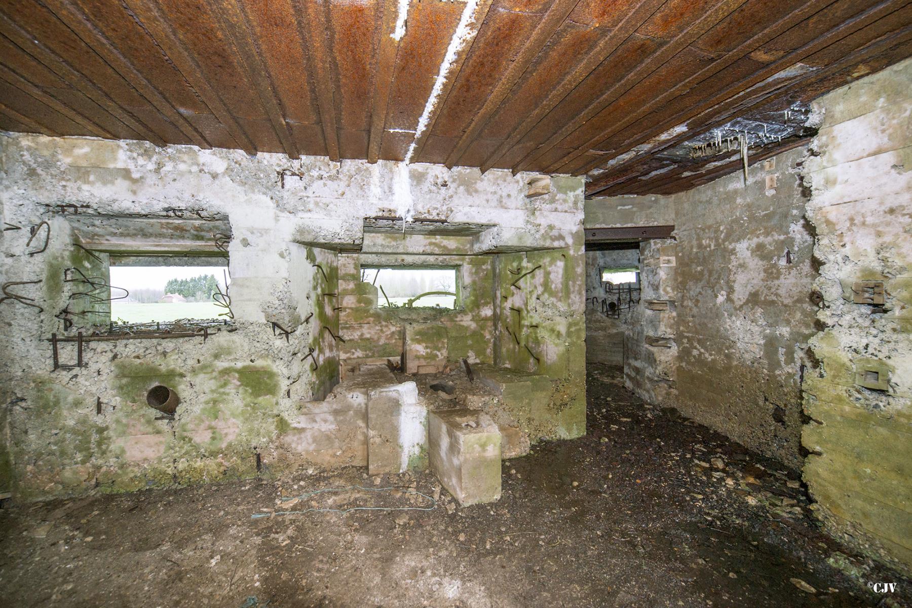 Ligne Maginot - A106 - GOBINETTE - (Blockhaus pour canon) - Chambre de tir et couloir vers la poste d'observation - Lia VERMEULEN
