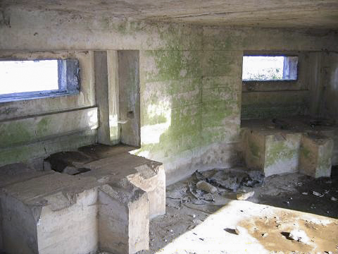 Ligne Maginot - B641 - EPINETTE SUD - (Blockhaus pour canon) - L'intérieur - AALMA - www.lignemaginot.com