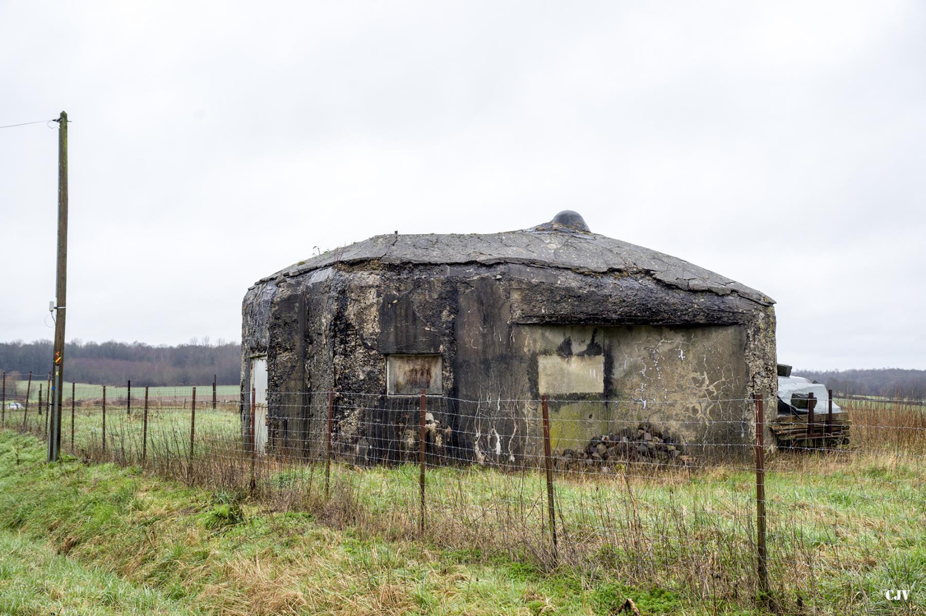 Ligne Maginot - B670 - OSTERGNIES EST - (Blockhaus pour canon) -  - Lia VERMEULEN