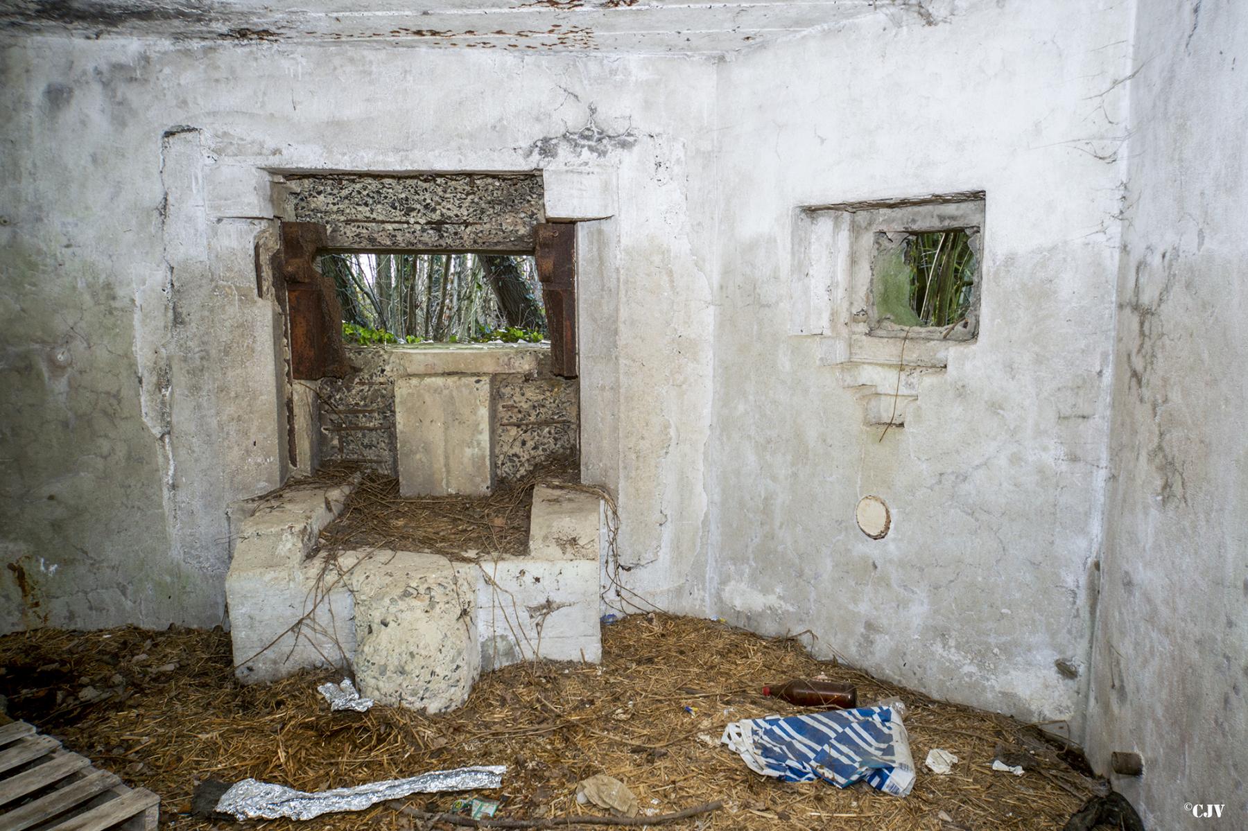 Ligne Maginot - B716 - LES HERELLES - (Blockhaus pour canon) -  - Lia VERMEULEN