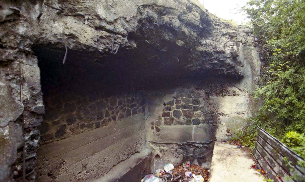 Ligne Maginot - OSTERGNIES - C39 - (Casemate d'infanterie) -  - Valentin Hemmert