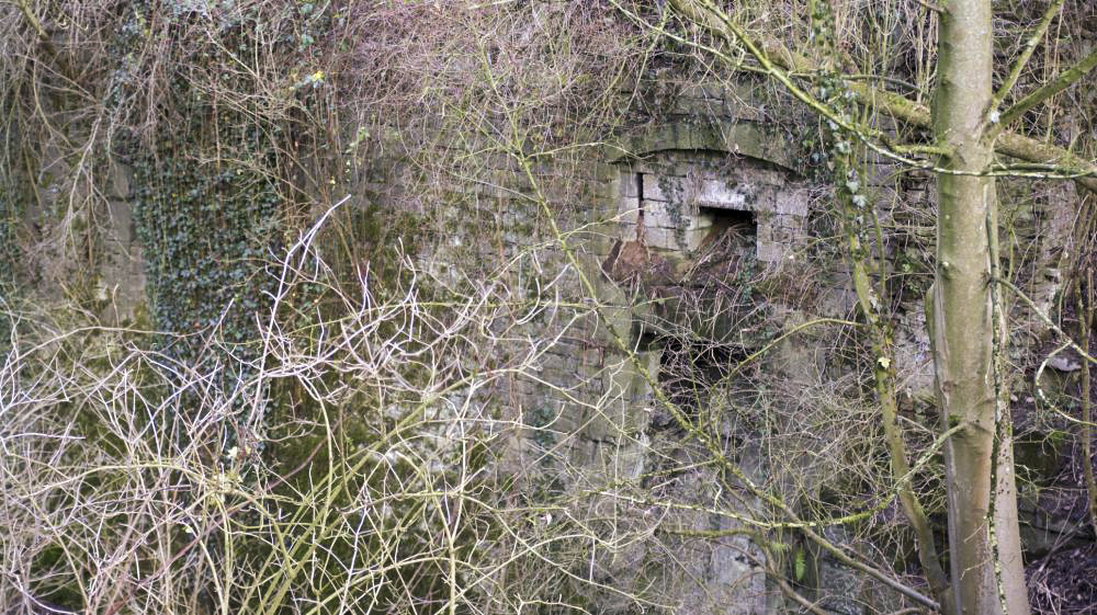 Ligne Maginot - BOUSSOIS - (Ouvrage d'infanterie) - Le fossé de l'ancien fort - Segers