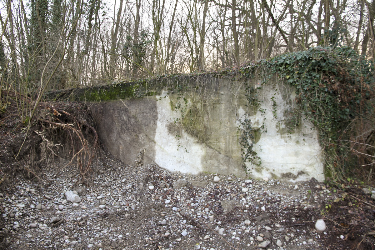 Ligne Maginot - KEMBS LOECHLE 1 - (Blockhaus pour arme infanterie) - Face avant - Alain Perouffe