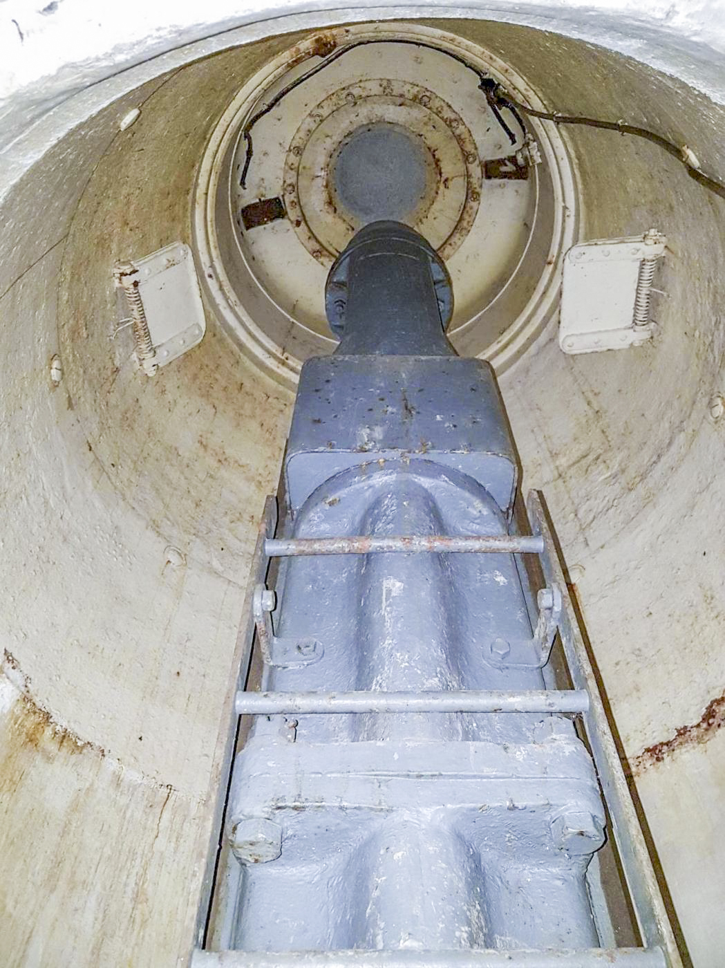 Ligne Maginot - GORDOLON (GN) - (Ouvrage d'artillerie) - Bloc 2
Cloche LG - Daniel ELLENA - Philippe CUNY