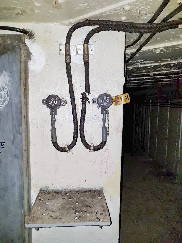Ligne Maginot - GORDOLON (GN) - (Ouvrage d'artillerie) - Bloc 2
Prises téléphoniques - ELLENA-CUNY