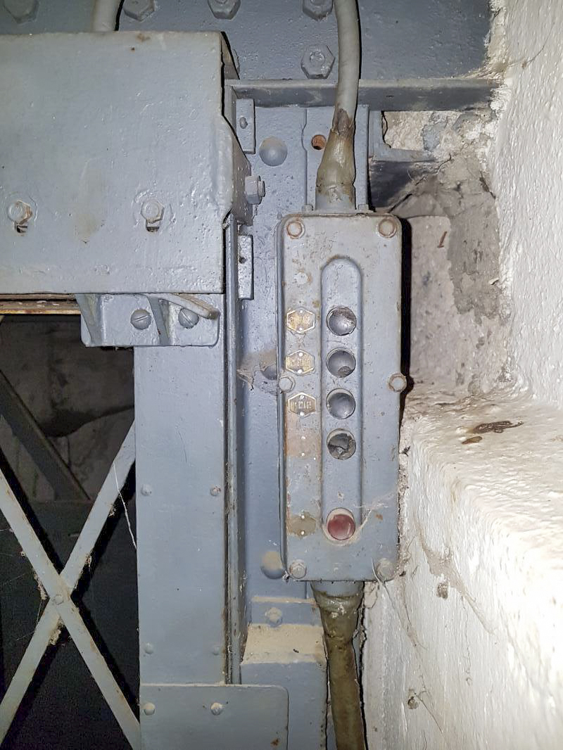 Ligne Maginot - GORDOLON (GN) - (Ouvrage d'artillerie) - Bloc 3
Etage supérieur
Monte-charge
 - ELLENA-CUNY