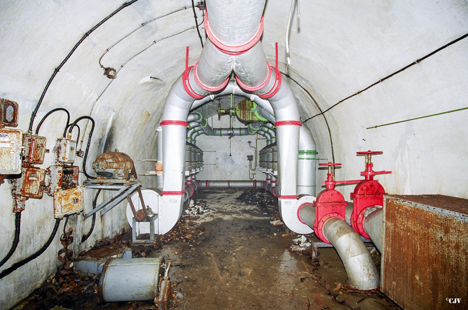 Ligne Maginot - GORDOLON (GN) - (Ouvrage d'artillerie) - Salle des filtres - Lia VERMEULEN