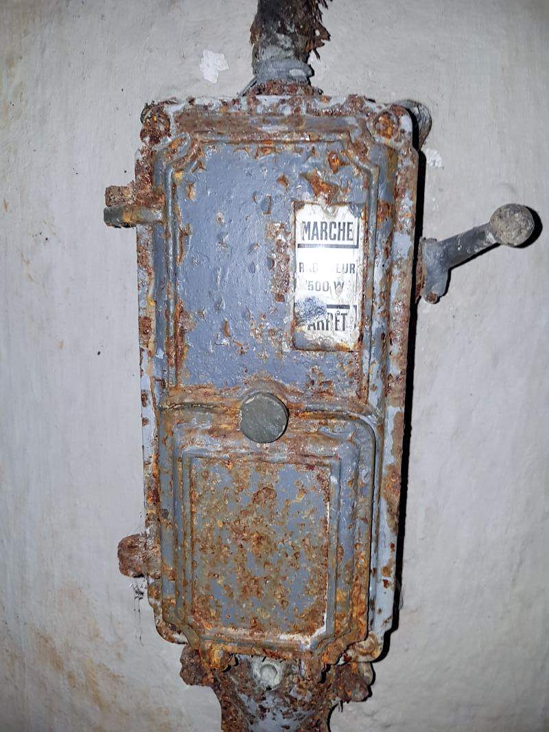 Ligne Maginot - GORDOLON (GN) - (Ouvrage d'artillerie) - Interrupteur radiateur - ELLENA-CUNY