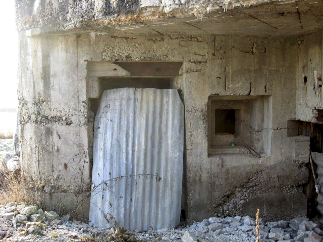 Ligne Maginot - CEZF-4 - SARRE UNION NORD-EST - (Casemate d'infanterie - Double) - L'entrée du personnel - Christian LENHARD